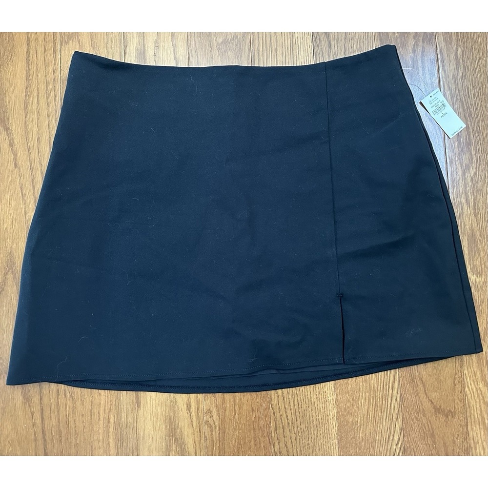 Old Navy Y2K Black Mini Skirt Large Petite Minimalist NWT